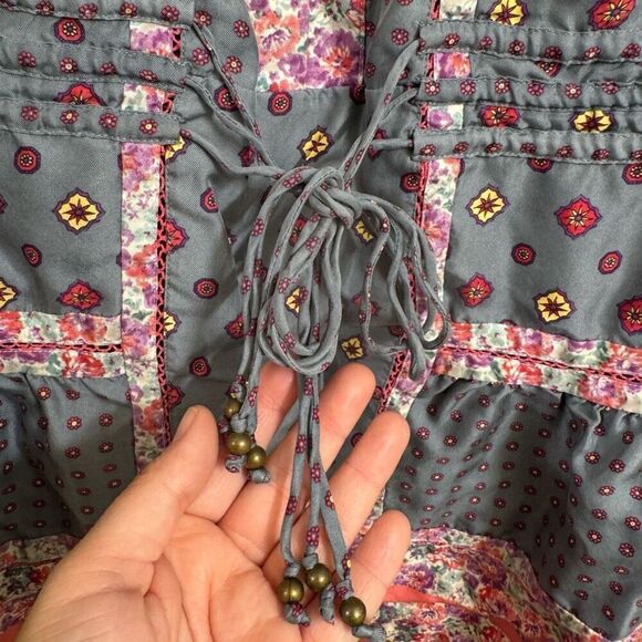 Vintage 2000s Juicy Couture Floral Pink Blue Gray Mini Dress Silk Size 6 - Picture 6 of 7